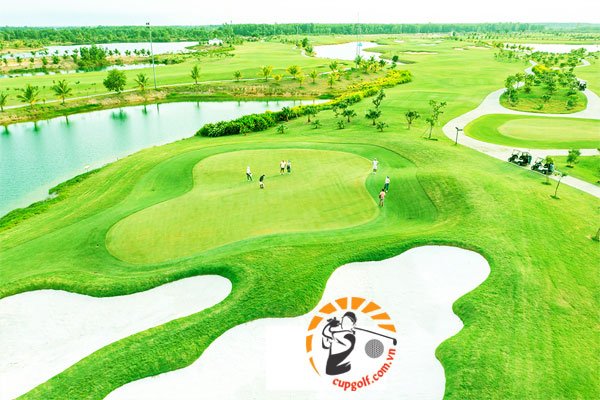 Sân Golf Royal Long An Golf & Villas